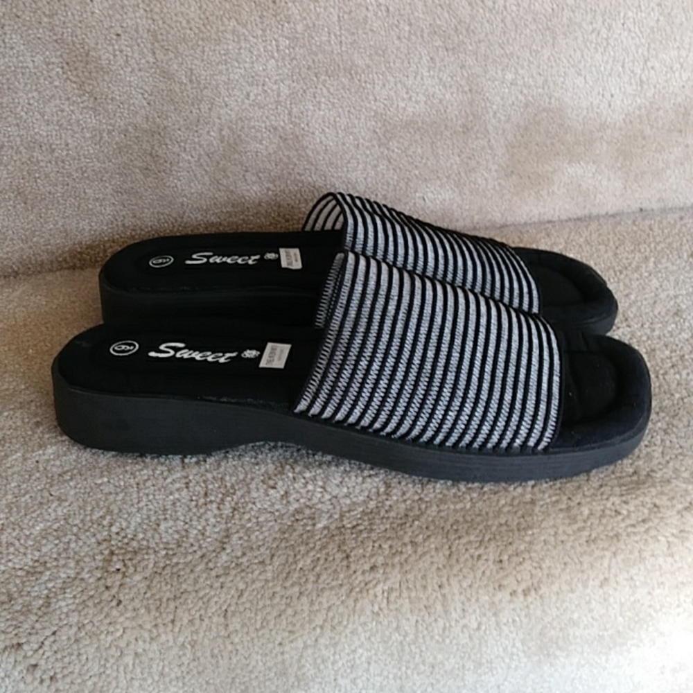 Sweet Slide Sandals 9 Black Webbed Look